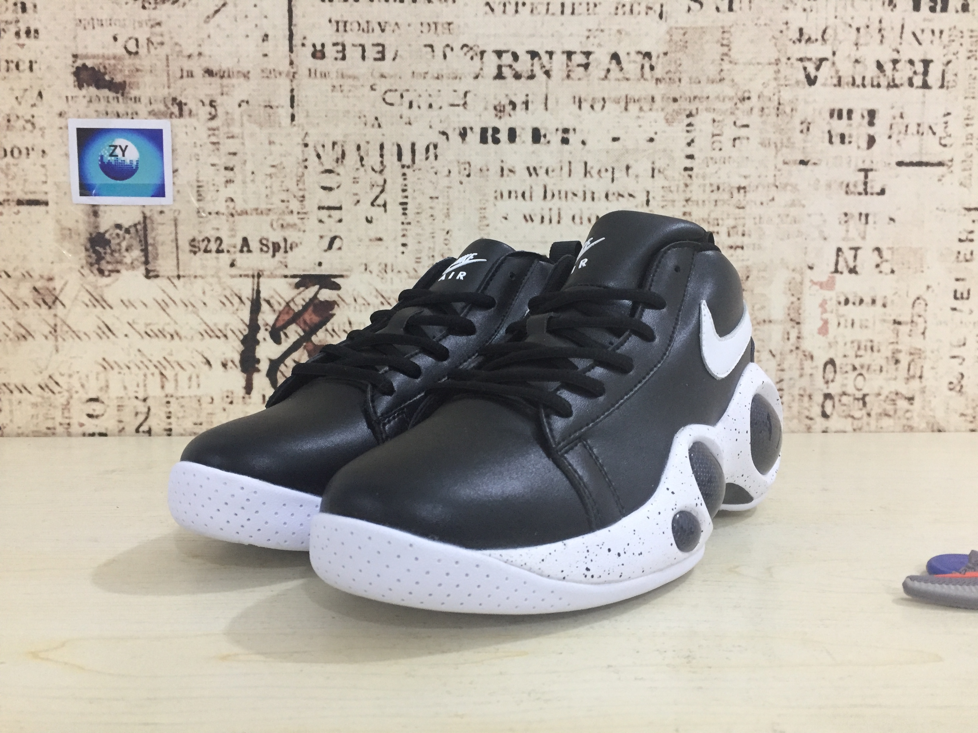Women Nike Zoom Bonafide Black White Shoes
